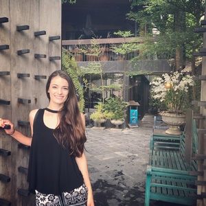 Meet your Posher, Mallory